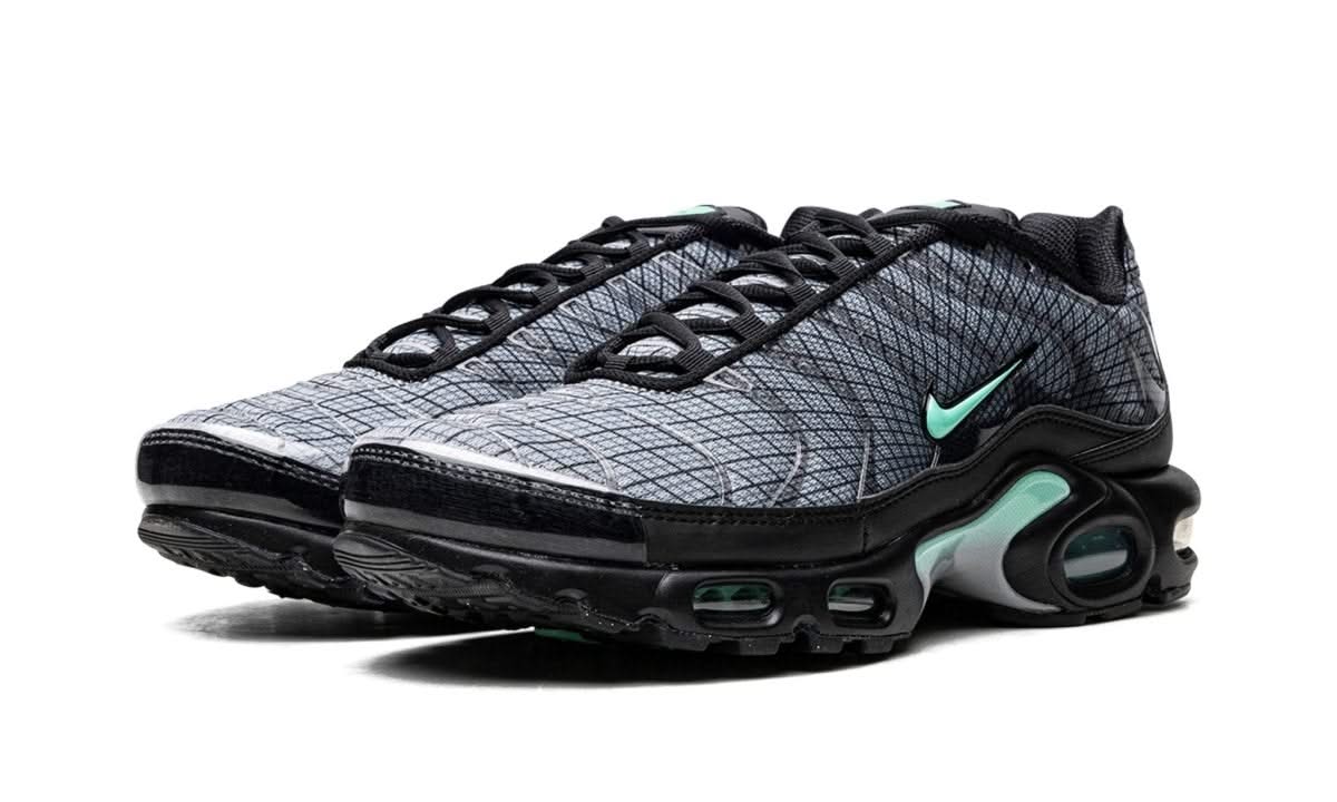 Air Max Plus Spirograph - MNR Sneakers