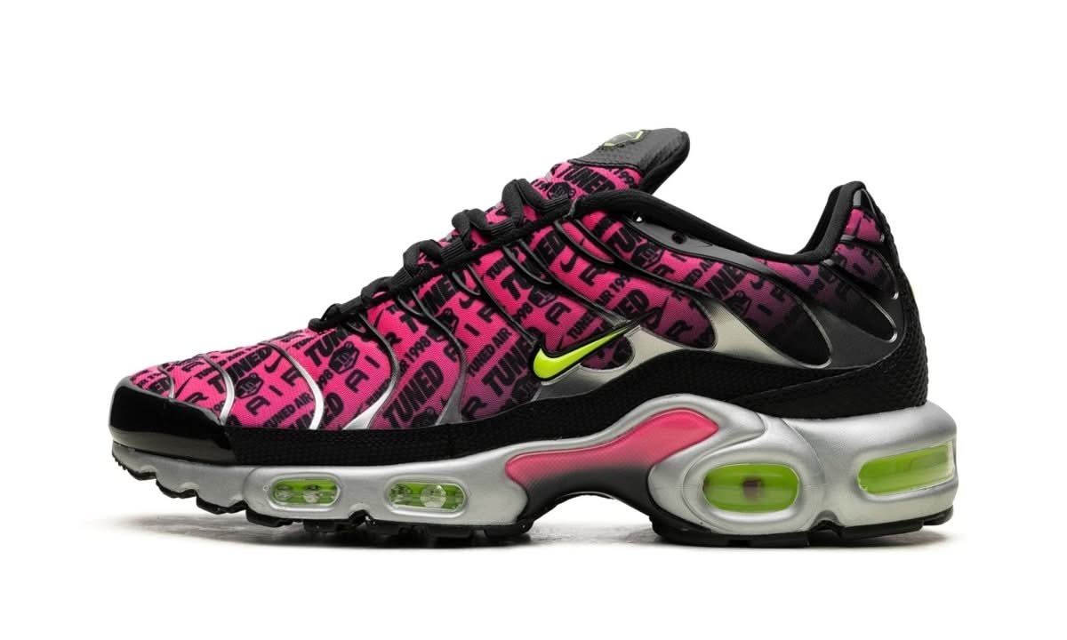Air Plus Mercurial XXV Hyper Pink and Volt - MNR Sneakers