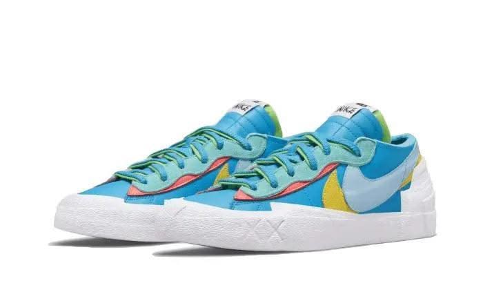 Blazer Low Sacai Kaws Blue - MNR Sneakers