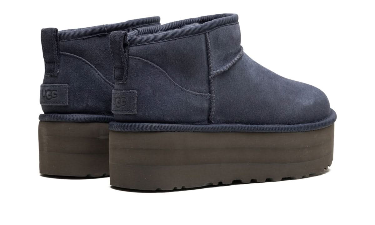 Classic Ultra Mini Platform Boot Eve Blue - MNR Sneakers