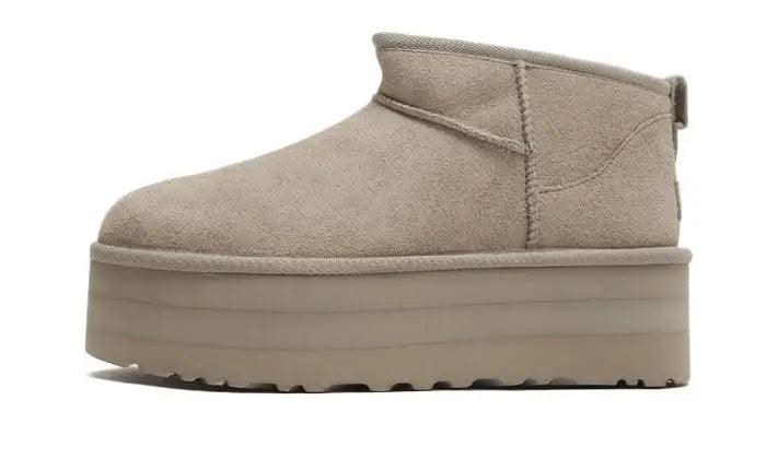 Classic Ultra Mini Platform Boot Goat - MNR Sneakers