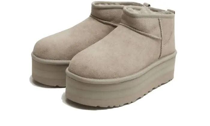 Classic Ultra Mini Platform Boot Goat - MNR Sneakers