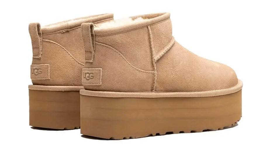 Classic Ultra Mini Platform Boot Sand - MNR Sneakers