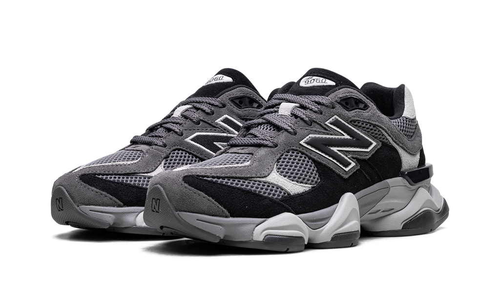 9060 Black Castlerock