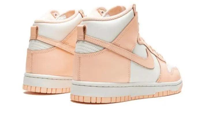 Dunk High Crimson Tint - MNR Sneakers