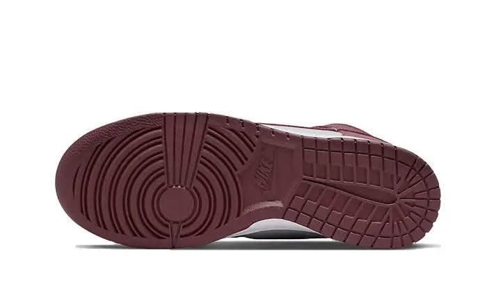 Dunk High Dark Beetroot - MNR Sneakers