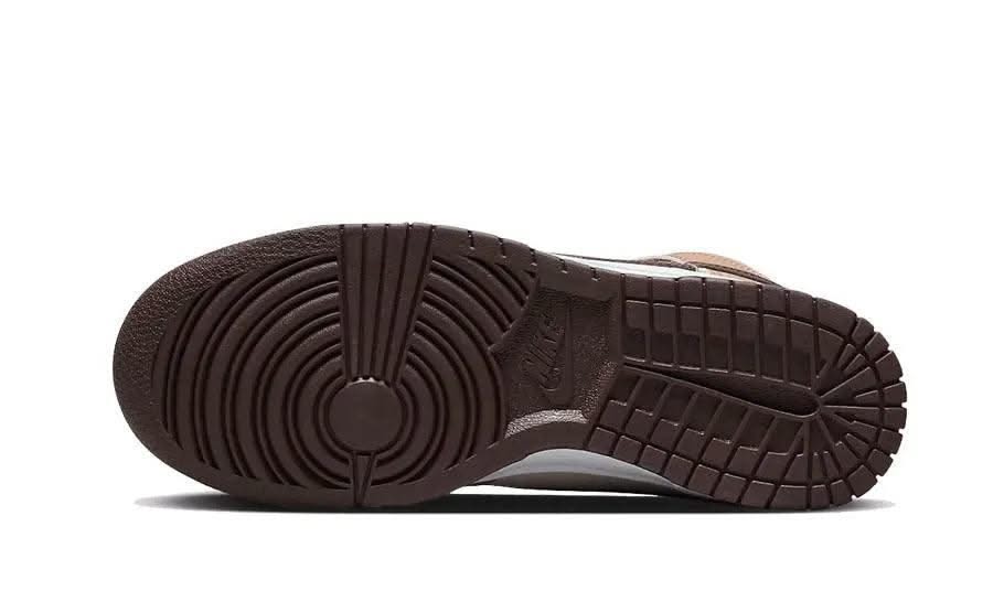 Dunk High Dusted Clay - MNR Sneakers