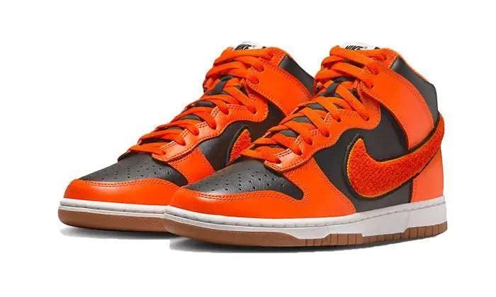 Dunk High University Chenille Swoosh Safty Orange - MNR Sneakers