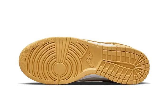 Dunk Low Celestial Gold Suede - MNR Sneakers