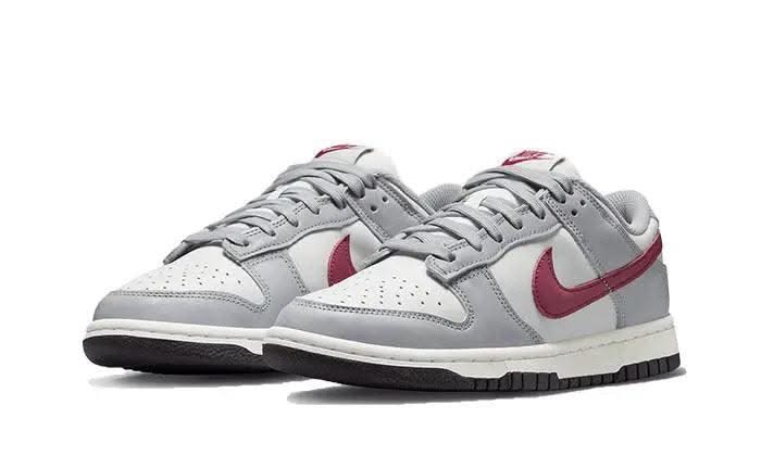 Dunk Low Pale Ivory Redwood - MNR Sneakers