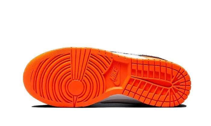 Dunk Low Patent Halloween - MNR Sneakers