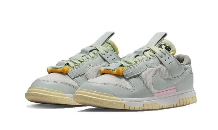 Dunk Low Remastered Mint Foam - MNR Sneakers