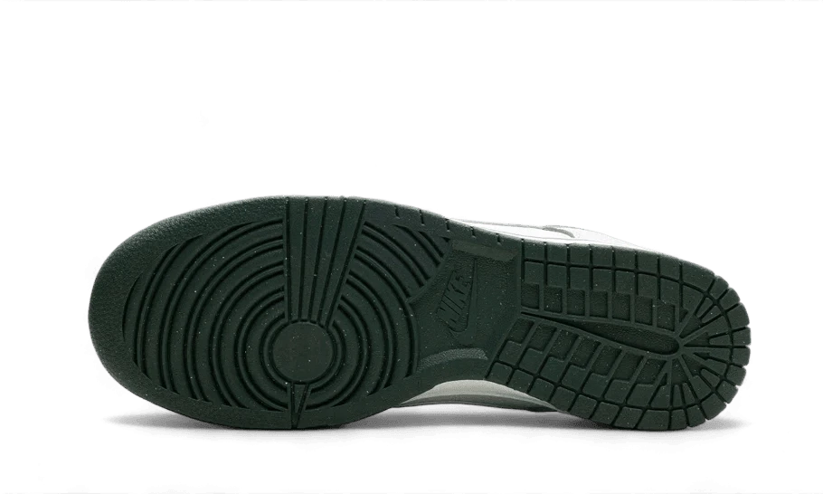 Dunk Low Retro SE Photon Dust Vintage Green - MNR Sneakers