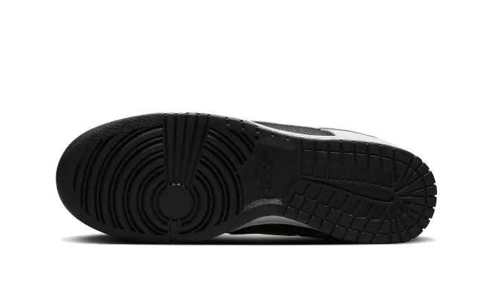 Dunk Low Reverse Panda Volt - MNR Sneakers