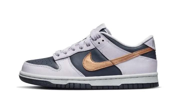 Dunk Low SE Copper Swoosh - MNR Sneakers