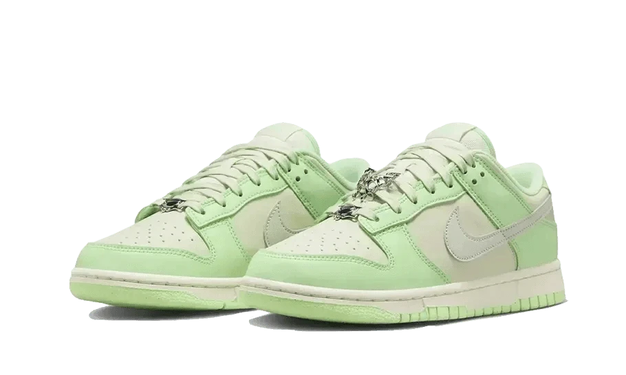 Dunk Low SE Next Nature Sea Glass - MNR Sneakers
