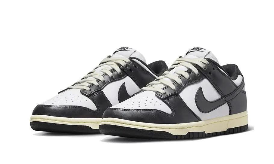 Dunk Low Vintage Panda - MNR Sneakers