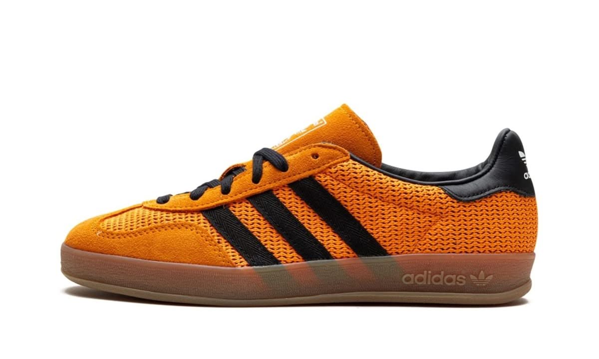 Gazelle Indoor Orange Gum - MNR Sneakers