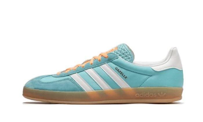 Gazelle Indoor Preloved Blue White Gum - MNR Sneakers