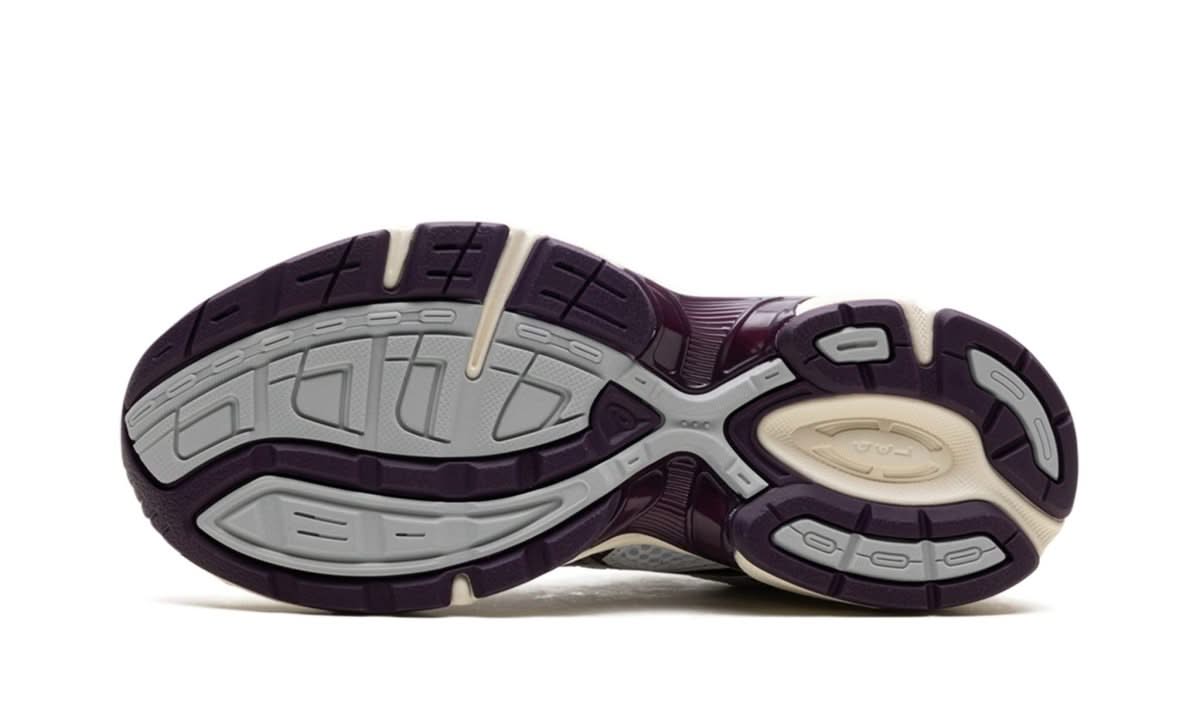 Gel-1130 White Deep Plum - MNR Sneakers