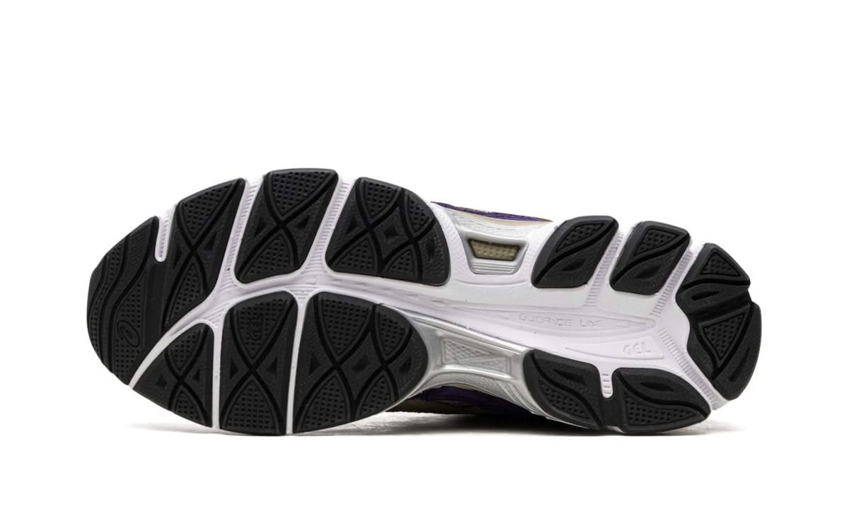 Gel-NYC Awake NY Purple - MNR Sneakers