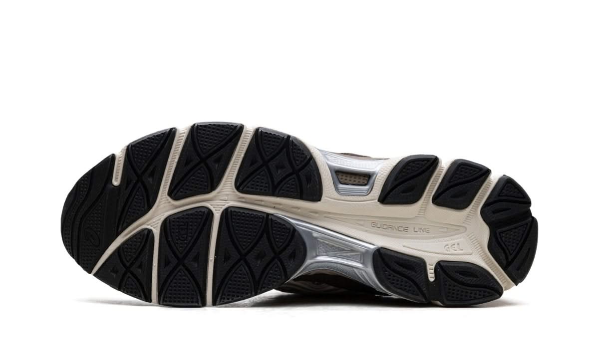 Gel-NYC Cream - MNR Sneakers