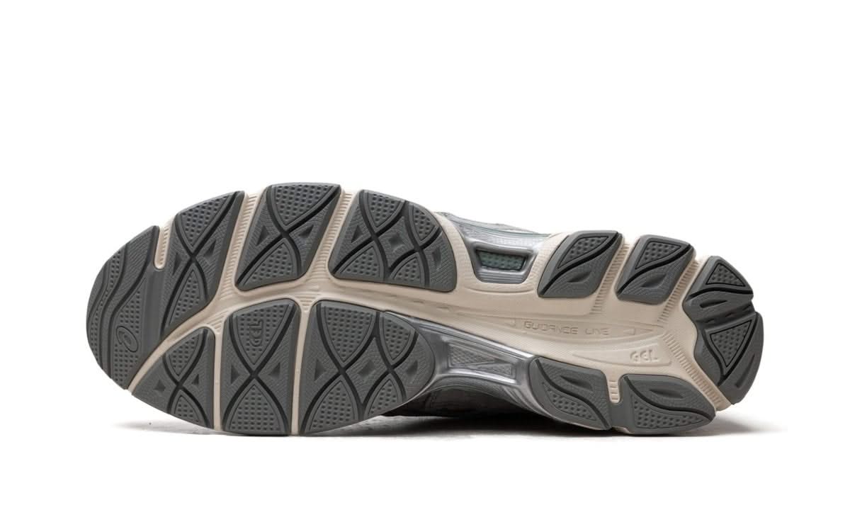 Gel-NYC Cream Clay Grey - MNR Sneakers