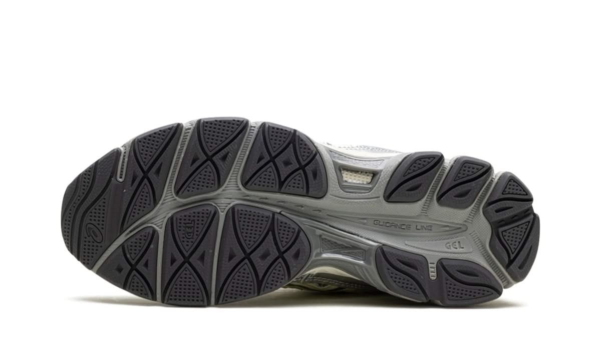 Gel-NYC EMMI White Huddle Yellow - MNR Sneakers
