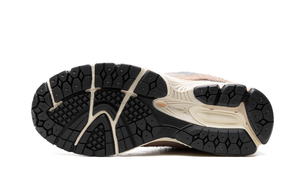 2002R Mushroom Hazy Peach