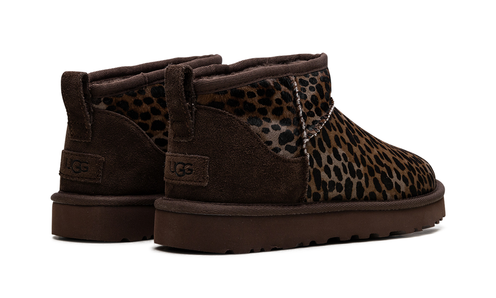 Classic Ultra Mini Caspian Boot Burnt Cedar - 1158328-BCDR