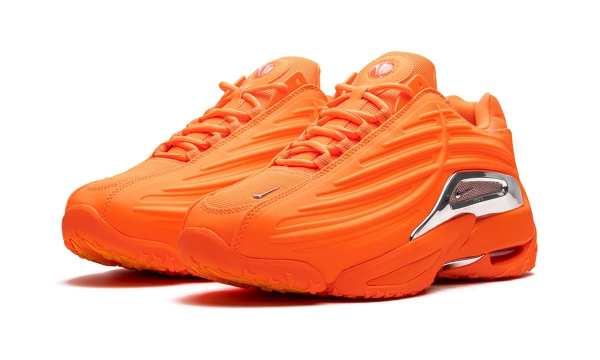 Hot Step 2 NOCTA Total Orange - MNR Sneakers
