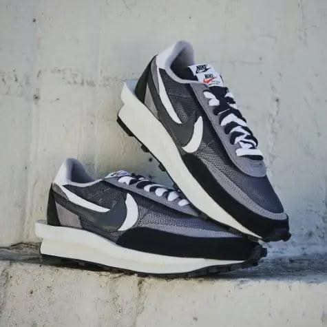 LD Waffle Sacai Black Anthracite - MNR Sneakers