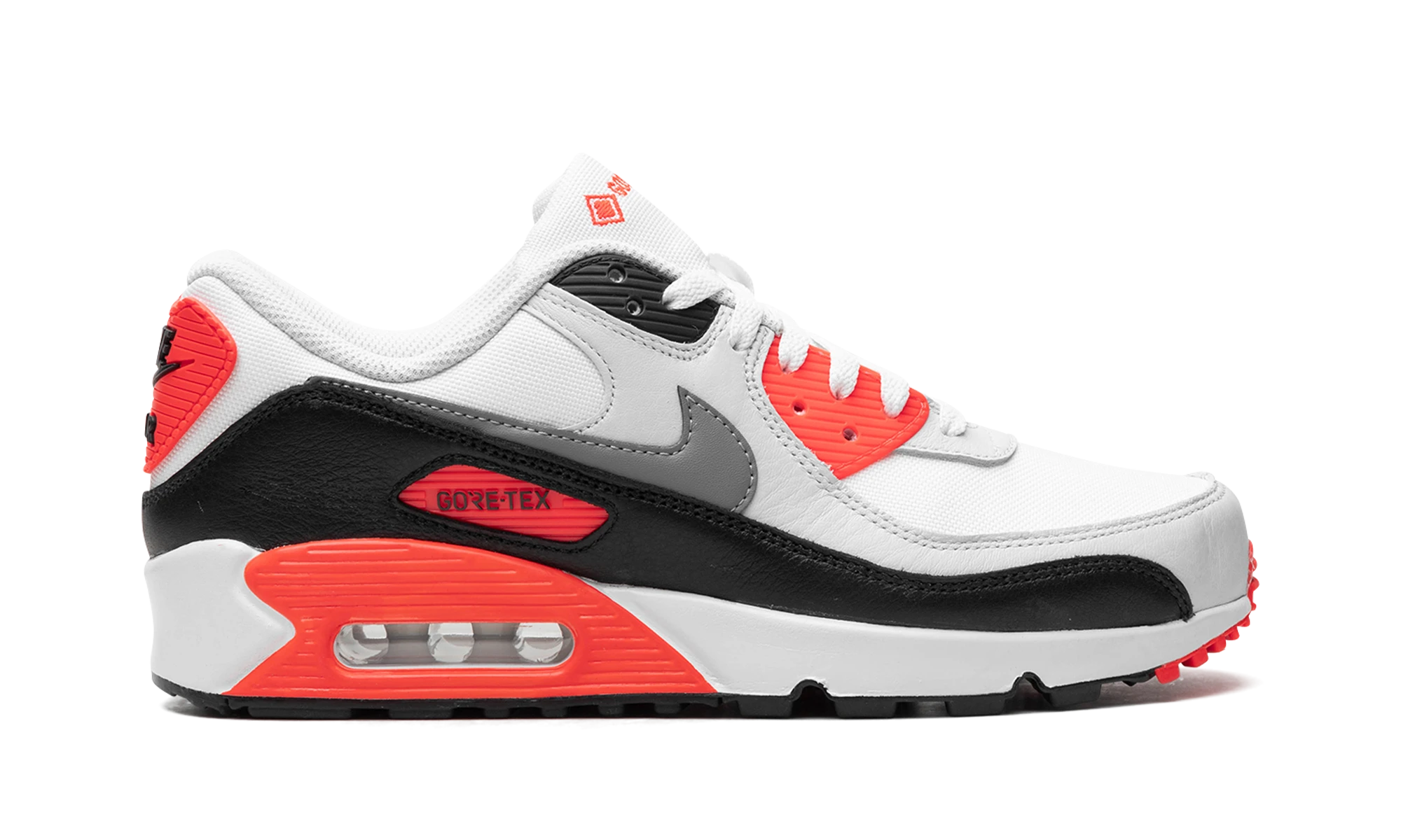 Basket Nike Air Max 90 Gore-Tex Infrared en cuir blanc, gris et rouge, disponible en France, Suisse, Belgique et Luxembourg — vue de profil extérieur.