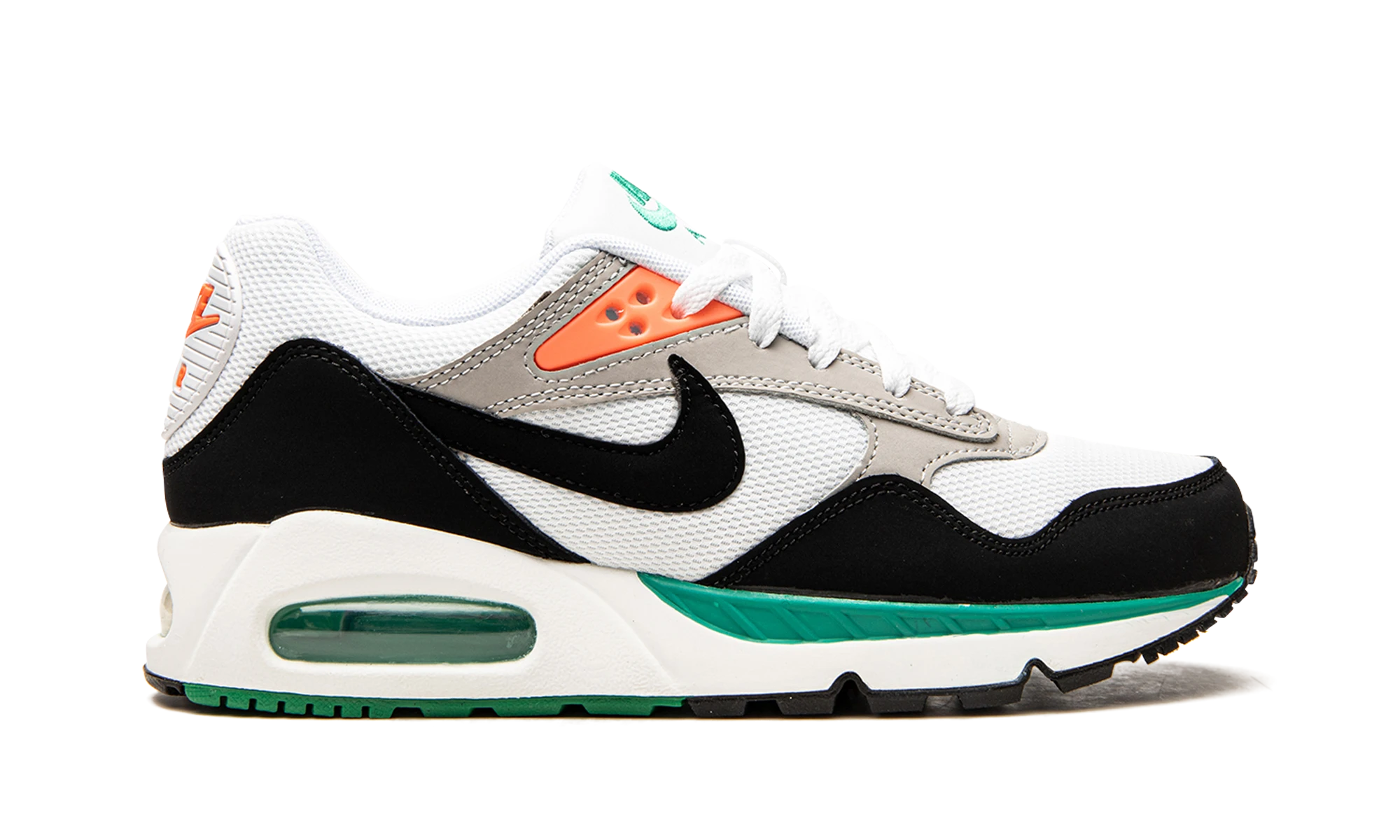 Basket Nike Air Max Correlate New Green Bright Mango en daim blanc, vert et noir, disponible en France, Suisse, Belgique et Luxembourg — vue de profil extérieur.