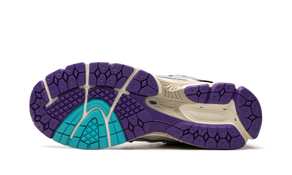 1906R White Aqua Purple