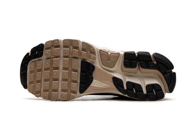 Zoom Vomero 5 Sanddrift - FJ2028-106