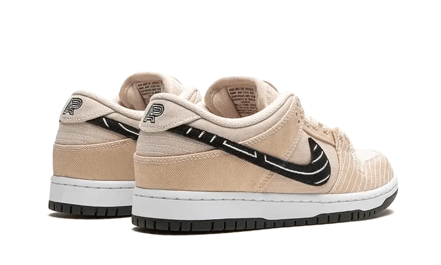 SB Dunk Low Albino & Preto - MNR Sneakers