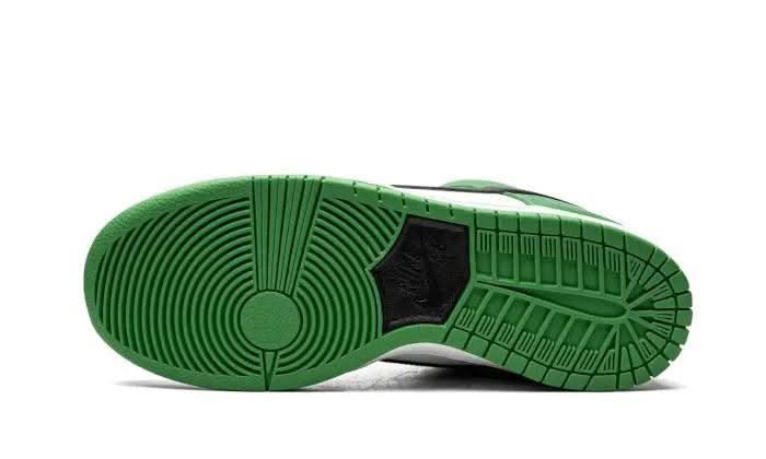 SB Dunk Low Classic Green - MNR Sneakers