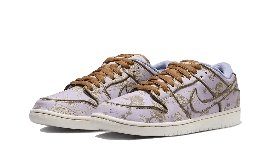 SB Dunk Low Premium Pastoral Print - MNR Sneakers