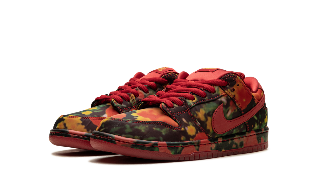 SB Dunk Low The Wizard of Oz Poppy Field - FZ1291-600