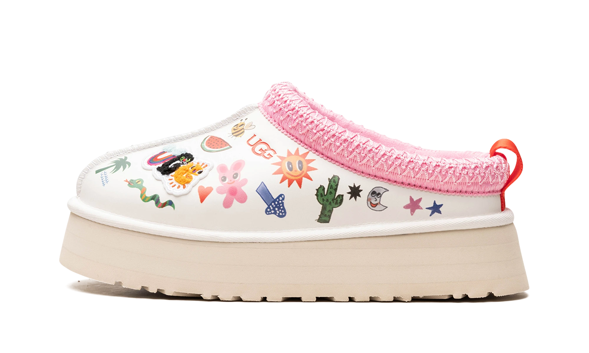 Détail du côté intérieur de la pantoufle UGG Tazz Slipper Humberto Cruz Pop Sketch blanc et rose.