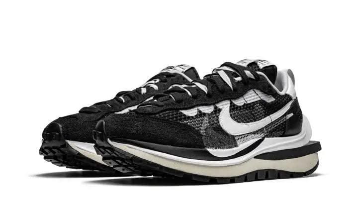 Vaporwaffle Sacai Black White - MNR Sneakers