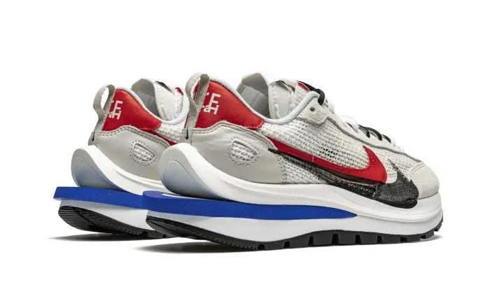 Vaporwaffle Sacai Sport Fuchsia Game Royal - MNR Sneakers