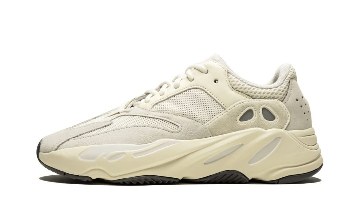 Yeezy 700 Analog - MNR Sneakers