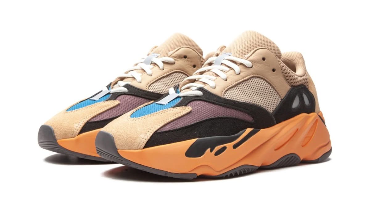 Yeezy 700 Enflame Amber - MNR Sneakers
