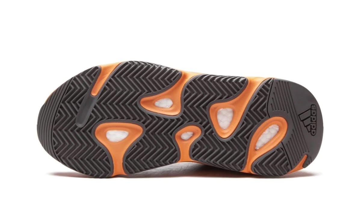 Yeezy 700 Enflame Amber - MNR Sneakers