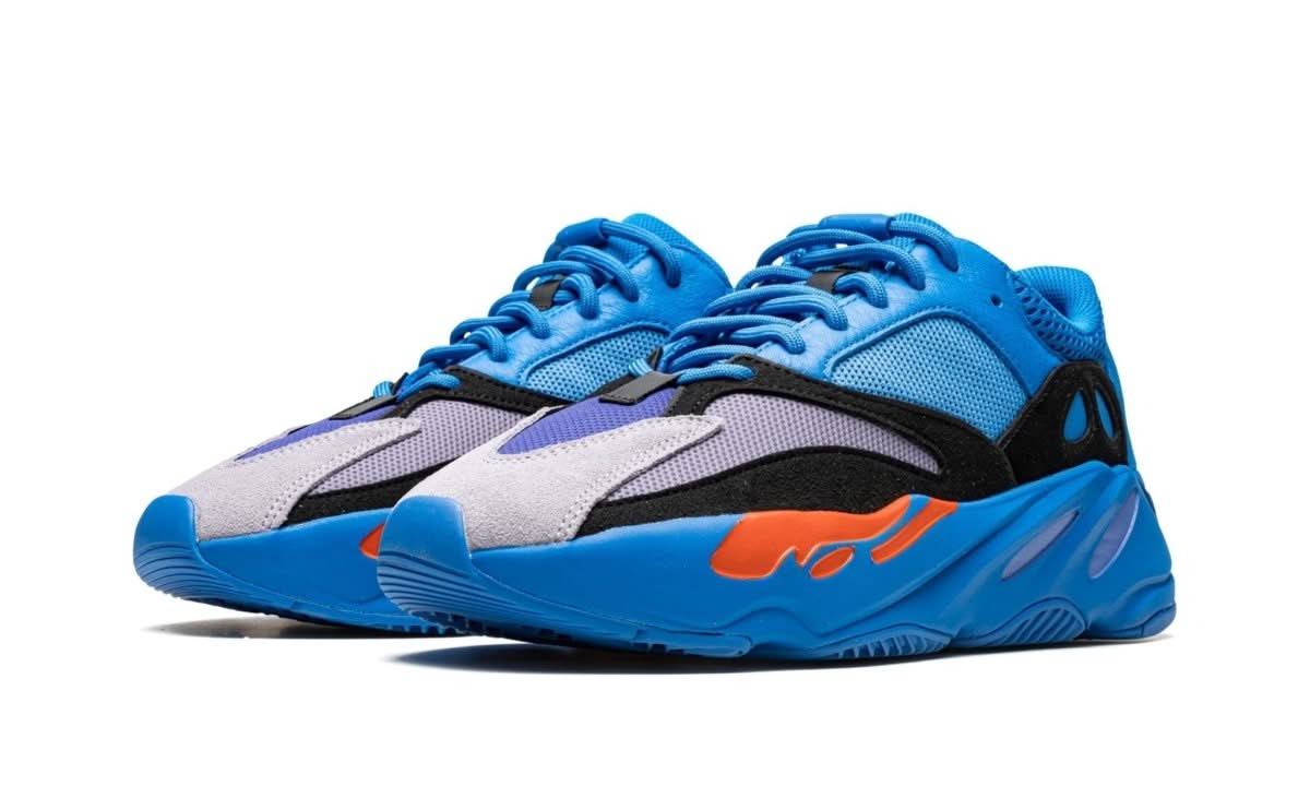 Yeezy 700 Hi-Res Blue - MNR Sneakers
