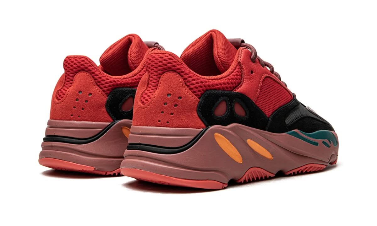 Yeezy 700 Hi-Res Red - MNR Sneakers