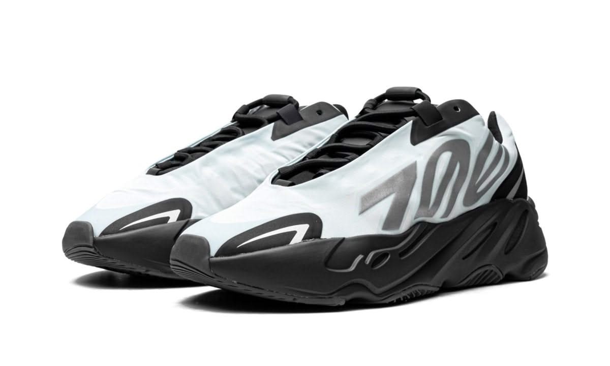 Yeezy 700 MNVN Blue Tint - MNR Sneakers