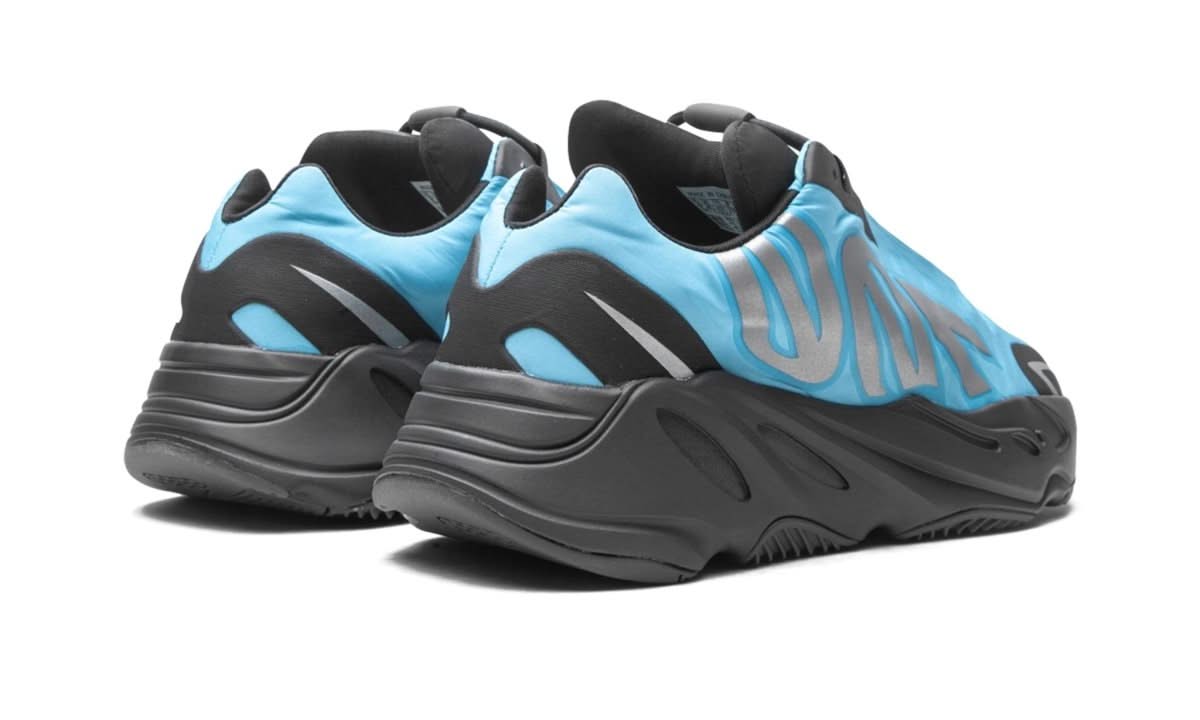 Yeezy 700 MNVN Bright Cyan - MNR Sneakers